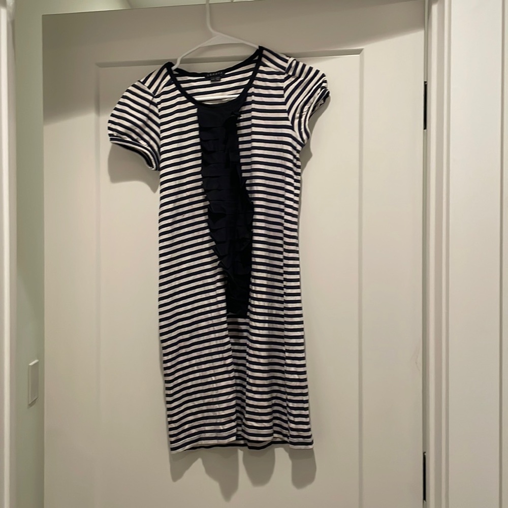 Theory t shirt dress with detail